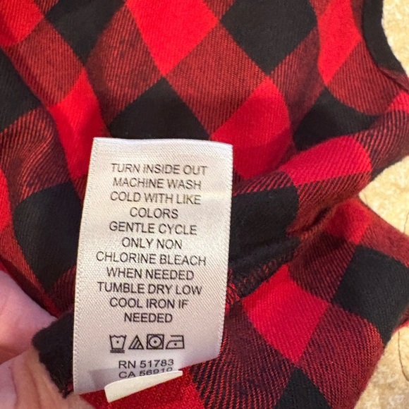Maurices L Red and Black Button-Down Flannel Shirt women’s - Picture 5 of 8